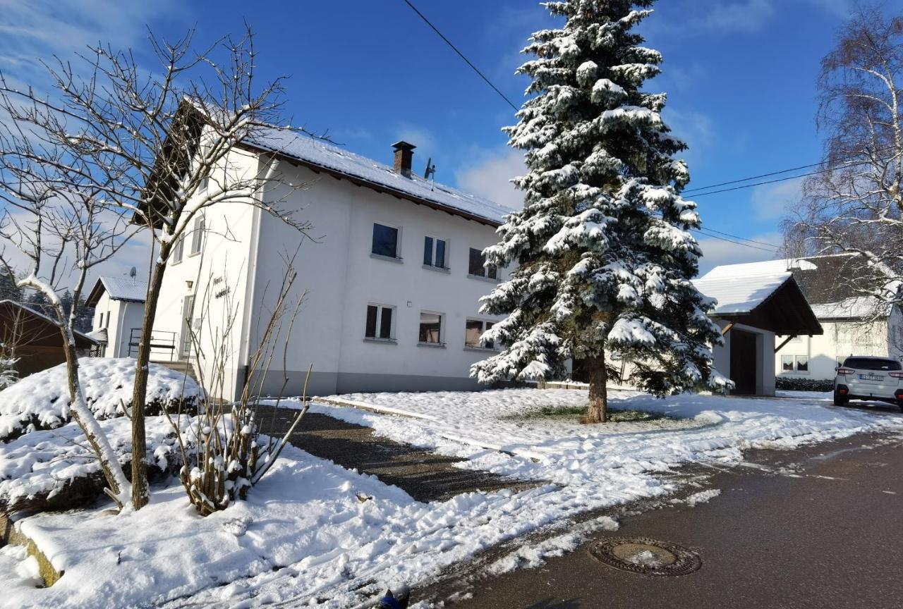 Haus Waldeck Apartment Uehlingen-Birkendorf Exterior photo